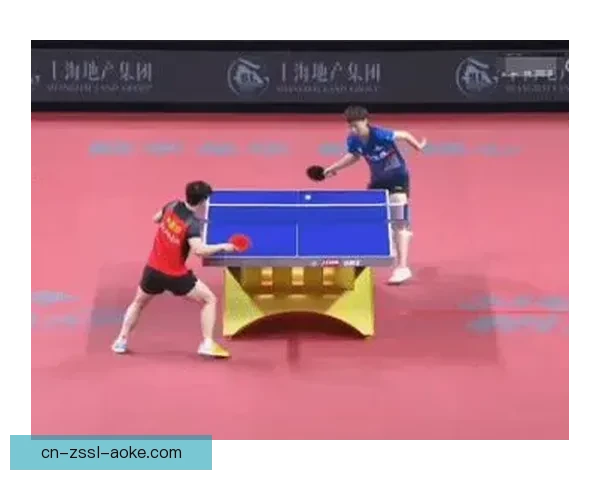 奥克特帕顽强逼平斯赫尔多尔 两队难分高低精彩对决再现